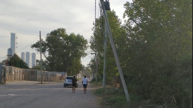 La Municipalidad denunció a Edesur por el mal estado de postes y cableado