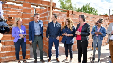Katopodis recorrió e inauguró obras en San Vicente junto a Mantegazza