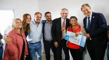 Fernández visitó Brown y encabezó un emotivo homenaje a los héroes de Malvinas