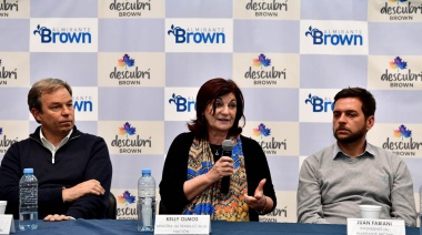 La ministra Olmos asegura que la reducción de la jornada laboral “merece debate”