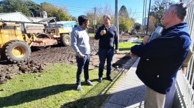 Cascallares y Fabiani recorrieron obras de pavimentación y dialogaron con vecinos