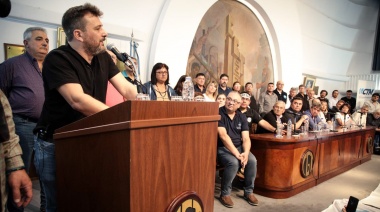 El "Cholo" García traspasó a Hernán Doval el mando de la Confederación de Trabajadores Municipales
