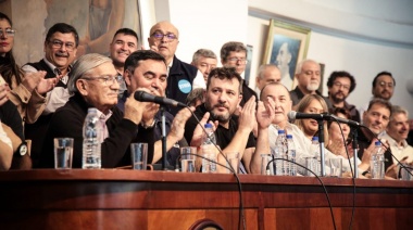 El "Cholo" García traspasó a Hernán Doval el mando de la Confederación de Trabajadores Municipales