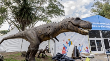 Con Gabriel Rolón, Teresa Parodi y los dinosaurios de Tecnópolis arranca la Feria del Libro