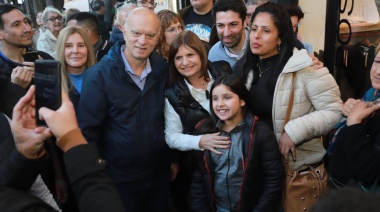 Bullrich recorrió Lomas y Adrogué: “Estamos dispuestos a luchar por la Argentina”