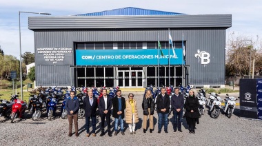 Cascallares y Fabiani presentaron 50 motos para la prevención en Brown