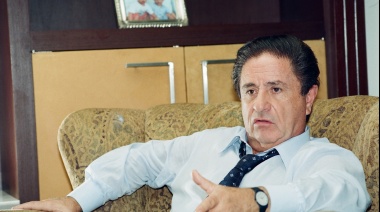 Juan Sayas, 40 años de fotógrafo en el Conurbano: Un testigo gráfico de la política local
