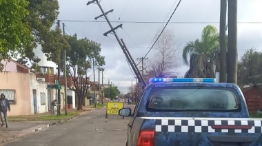 El Municipio intimó a Edesur por la caída y el mal estado de postes