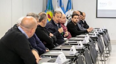 Cascallares encabezó con industriales la Mesa del Acuerdo y Diálogo por la Paz Social