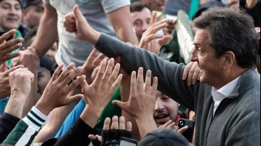 "Celebramos la decisión política de Massa de eliminar el Impuesto a las Ganancias para los trabajadores"