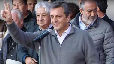 Massa se rodea de gremios y apuntala la campaña a fuerza de anuncios