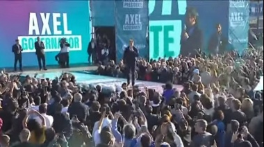 Massa y Kicillof cerraron la campaña bonaerense con un acto por el Día de la Lealtad