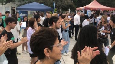Gremios docentes y organizaciones estudiantiles se manifestaron en defensa de la educación pública