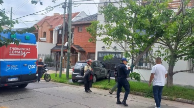 Un herido por el choque entre un auto y una moto en Lomas