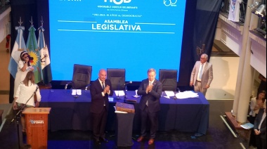 Cascallares asumió un nuevo mandato con foco en “un Estado presente, la comunidad organizada y la Justicia Social”