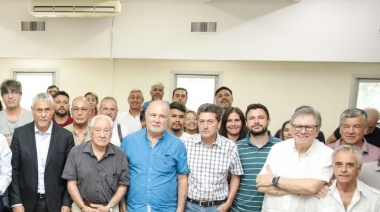 Ferraresi convocó a la multipartidaria contra Milei de la que participó la UCR