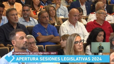 Con críticas a Milei, Grindetti y Kravetz, Julián Álvarez encabezó la apertura de sesiones
