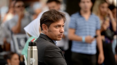 La gestión de Kicillof advirte a los estatales que “no hay plata” por culpa de la "motosierra" de Milei