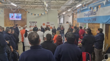 Protesta del SEOCA por los más de 30 despidos en sucursales de Chango Más