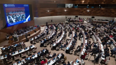 Gremios argentinos llevan a Suiza sus reclamos y reproches al gobierno de Milei