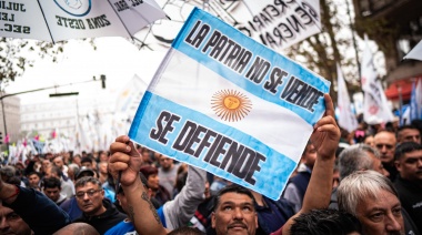 El SEOCA movilizó hacia el Congreso en Rechazo de la Ley Bases