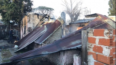 Incendio en Rafael Calzada: una familia pide ayuda para reconstruir sus hogares