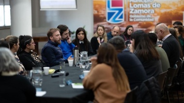 Kreplak visitó el distrito, recorrió el Hospital Gandulfo y participó de la mesa de Salud Mental junto a Otermin