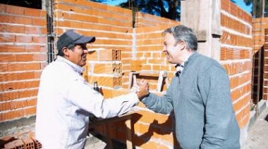Cascallares recorrió el nuevo Centro de Atención Primaria