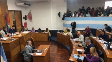Con fuertes cruces y el quiebre del bloque radical, volvió a sesionar el Concejo Deliberante