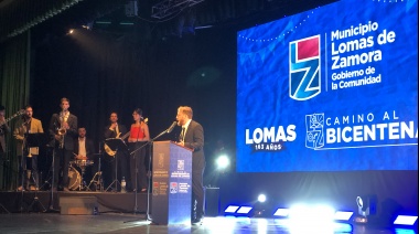 Otermín encabezó los festejos por los 163 años del municipio