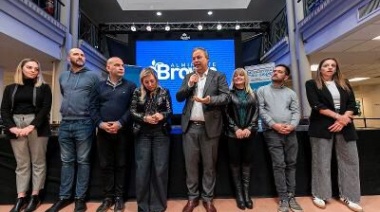 Familias de Glew, Calzada, Don Orione y Burzaco firmaron la escritura de su vivienda