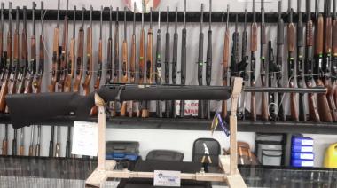 Boqueteros atacaron en Valentín Alsina y escaparon con un botín millonario de armas de fuego