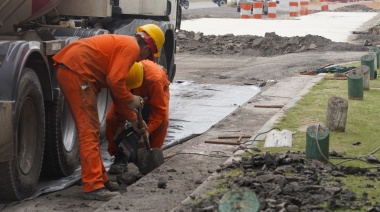 Continúan las obras de repavimentación de la Ruta 4