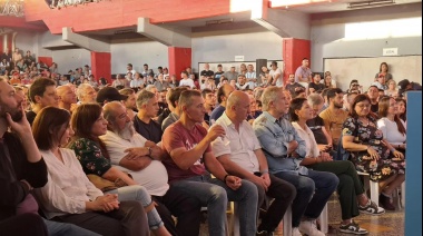 Máximo Kirchner pidió “la unidad del frente nacional” y llamó a “construir una opción y dejar de hacer demagogia”