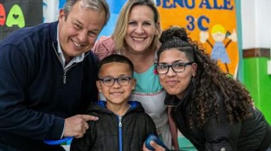 Cascallares celebró el aniversario con la entrega de lentes a alumnos de cuatro escuelas