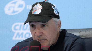 “No nos fijamos si van a anular los descensos o no, dependemos de nosotros”, aseguró el Chaucha Bianco