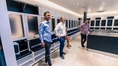 Cascallares recorrió las obras de infraestructura que lleva adelante el club Claypole