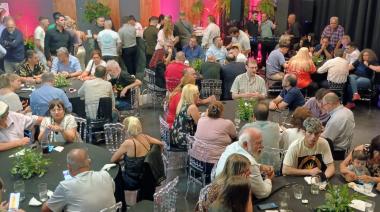 Con una gran convocatoria, La Libertad Avanza brindó por “el balance positivo” que dejó el primer año del espacio