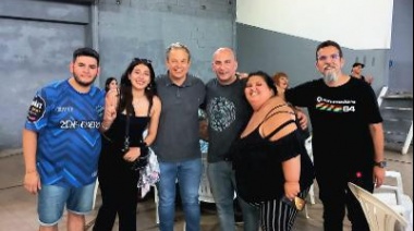 Instituciones y vecinos fueron protagonistas de un almuerzo navideño solidario