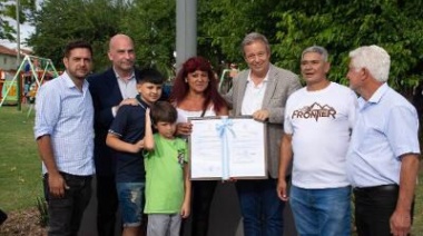 Emotivo homenaje a dos vecinos de Almirante Brown
