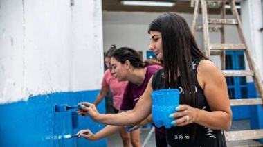 Vecinos del distrito pintaron y realizaron tareas de mantenimiento en 30 jardines y escuelas