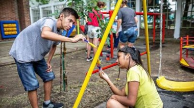 Vecinos del distrito pintaron y realizaron tareas de mantenimiento en 30 jardines y escuelas