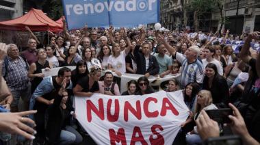 El massismo marchó por el 24 de marzo bajo la consigna de: “Hoy, Más que Nunca, Nunca Más”