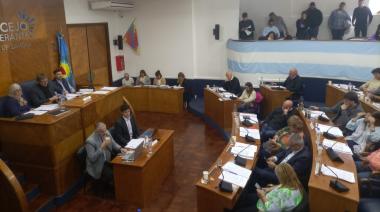 Entre debates por recortes en salud, el Concejo aprobó la regulación de espacios verdes y arbolado público