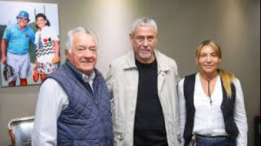 El álbum de fotos de Ferraresi: un polémico ex intendente, un juez destituido, las viudas de Scioli, dirigentes sin peso y dos concejales