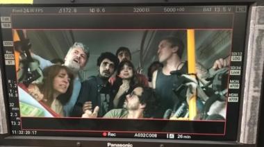Sobrevivió a un asalto y a numerosas operaciones de médula: Hoy, actua en el tren de "El Eternauta"