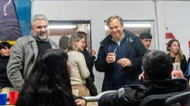Presentan nuevo equipamiento para los jóvenes del programa "Envión"
