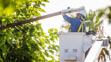 Otro escándalo que mancha a Ferraresi: luces led que encienden broncas y reclamos