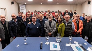 Gremios se reunión con el intendente Cascallares y firman acuerdo por la paz social