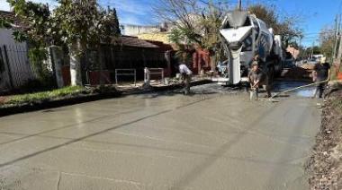 Continúan los trabajos de mejorado, consolidado y bacheo de calles
